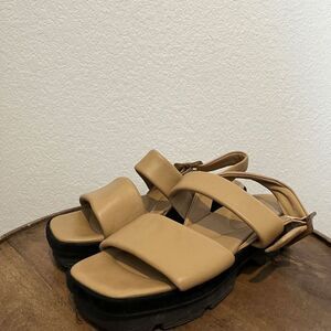 Vince Dune Tan Leather Bowie Square Toe Platform Sandals Women's Size 9.5